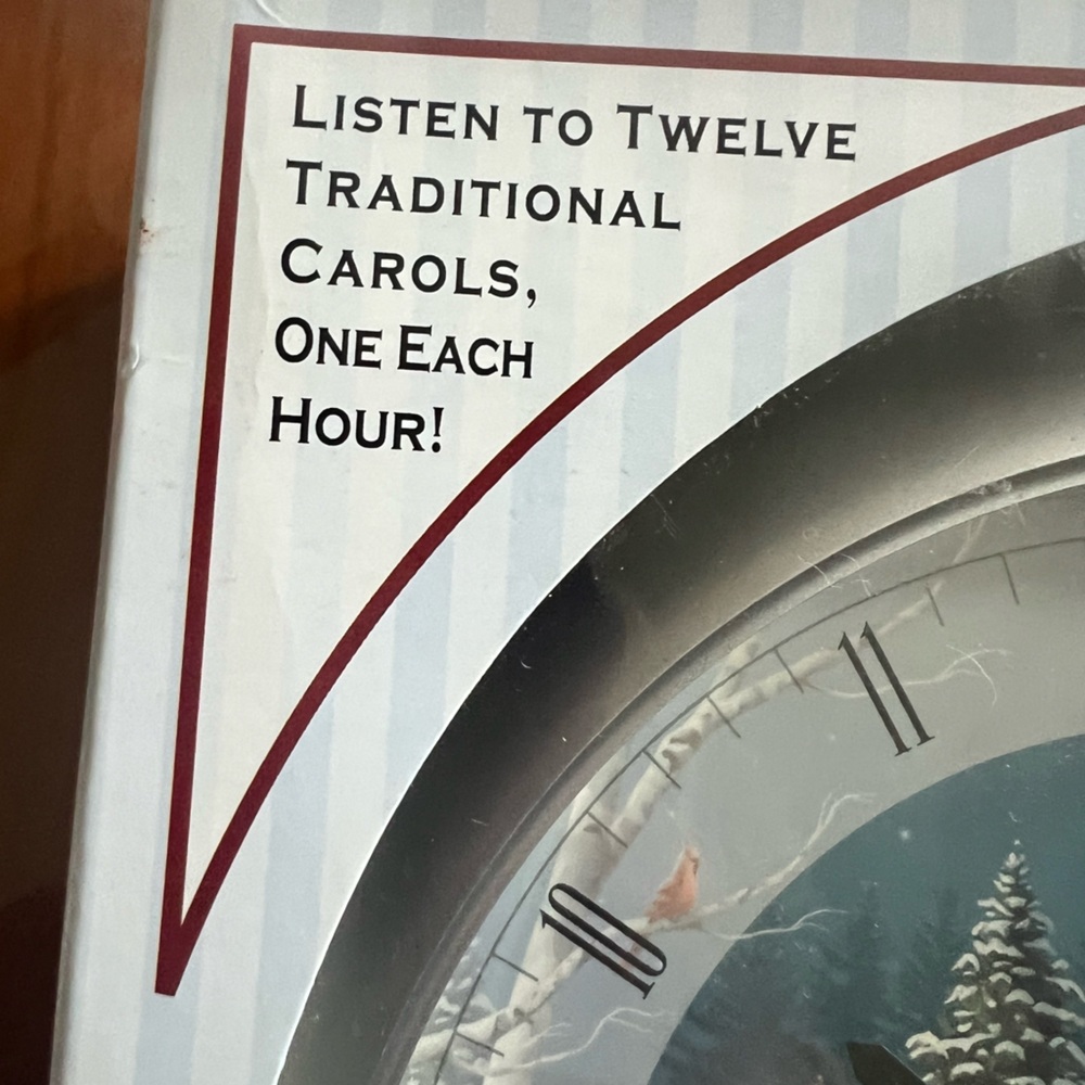 Christmas-Winter Scene Wall Clock Plays 12 Christmas Carols, 1 per hour EUC - Picture 6 of 8